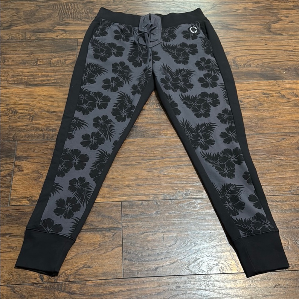 PINK Victoria's Secret Black and Gray Floral Track Pants